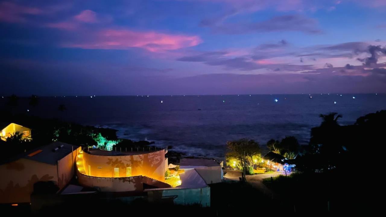 Mazarine Surf Suites Hiriketiya Dikwella Dış mekan fotoğraf