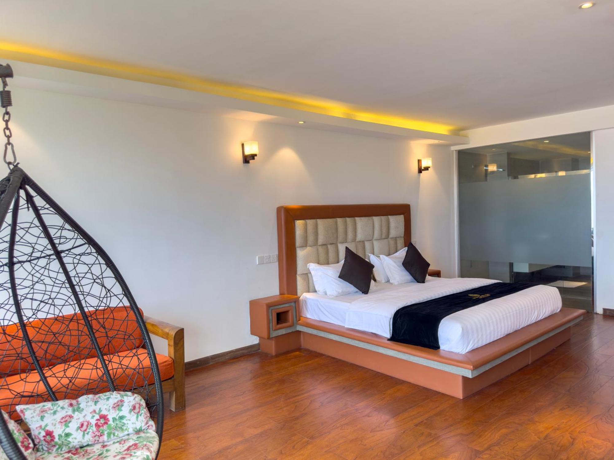 Mazarine Surf Suites Hiriketiya Dikwella Dış mekan fotoğraf