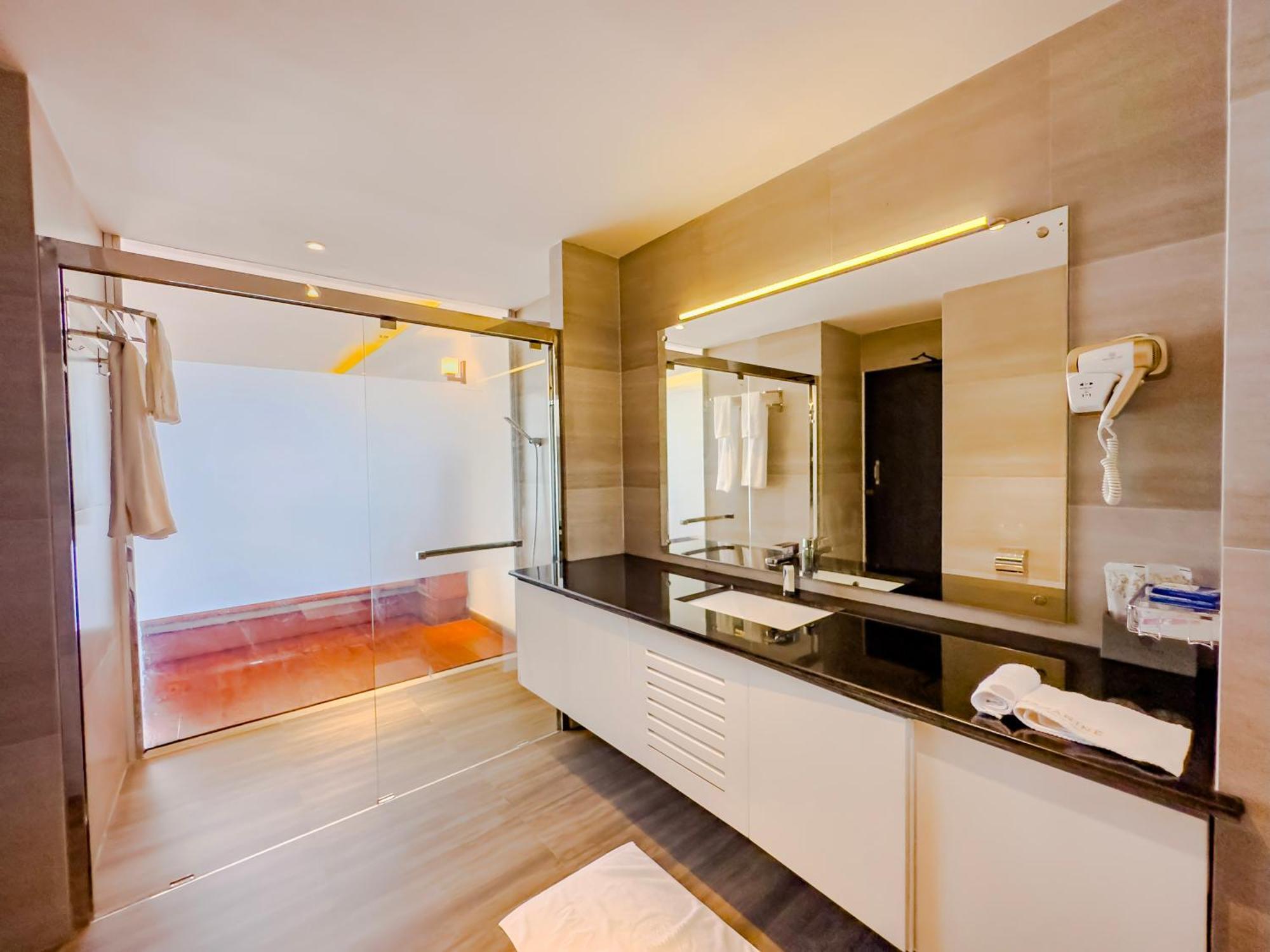Mazarine Surf Suites Hiriketiya Dikwella Dış mekan fotoğraf